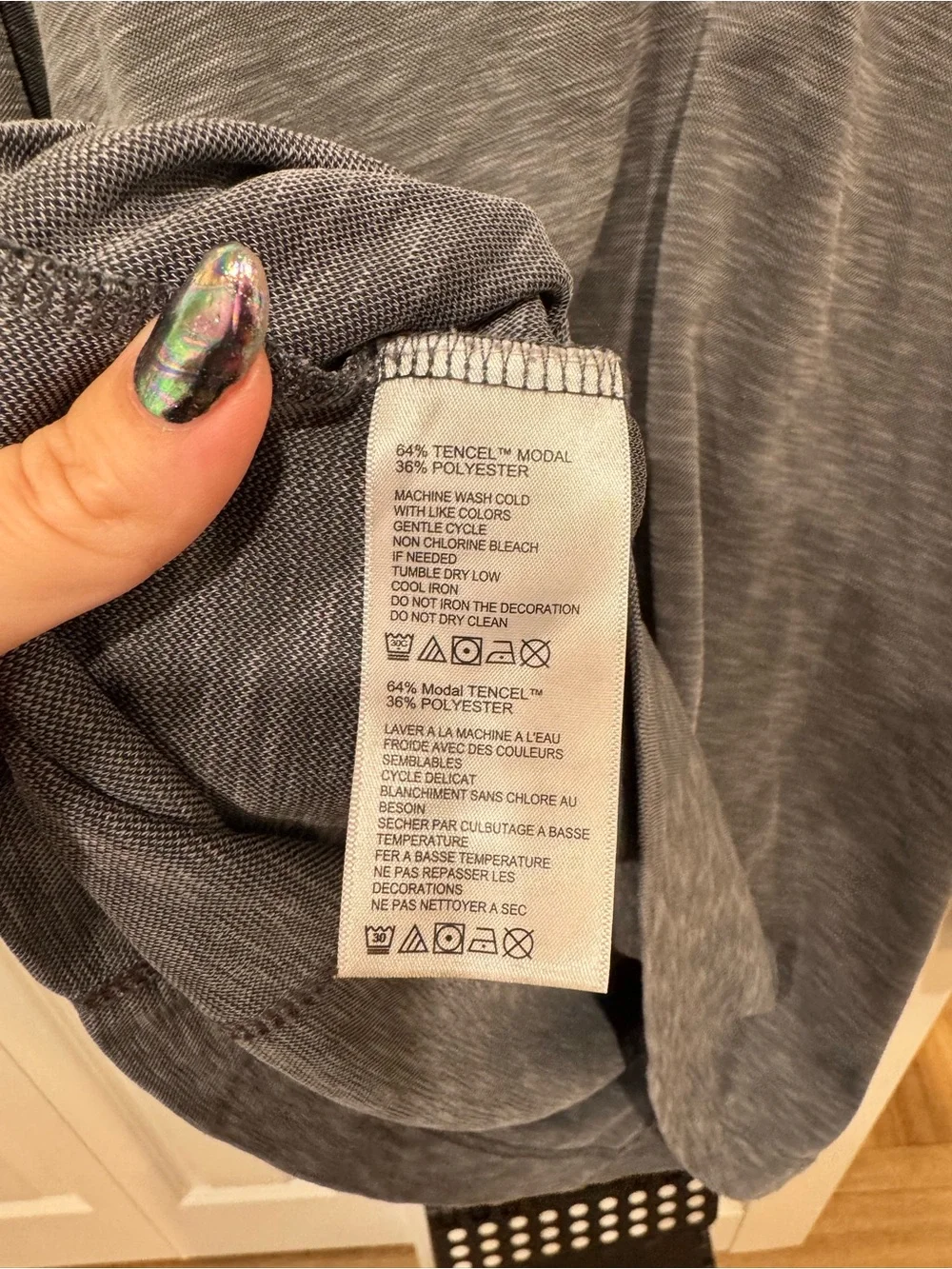 Tommy Bahama lightweight quarter